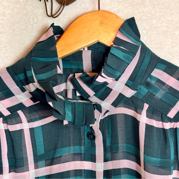 CAbi style 3948 Cake Ruffle Blouse Size Medium - Picture 9 of 14